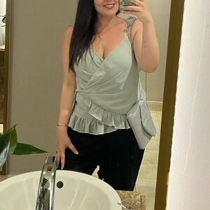 Express sea foam wrap top L